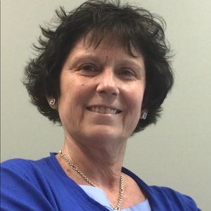 Meet your Posher, Deborah